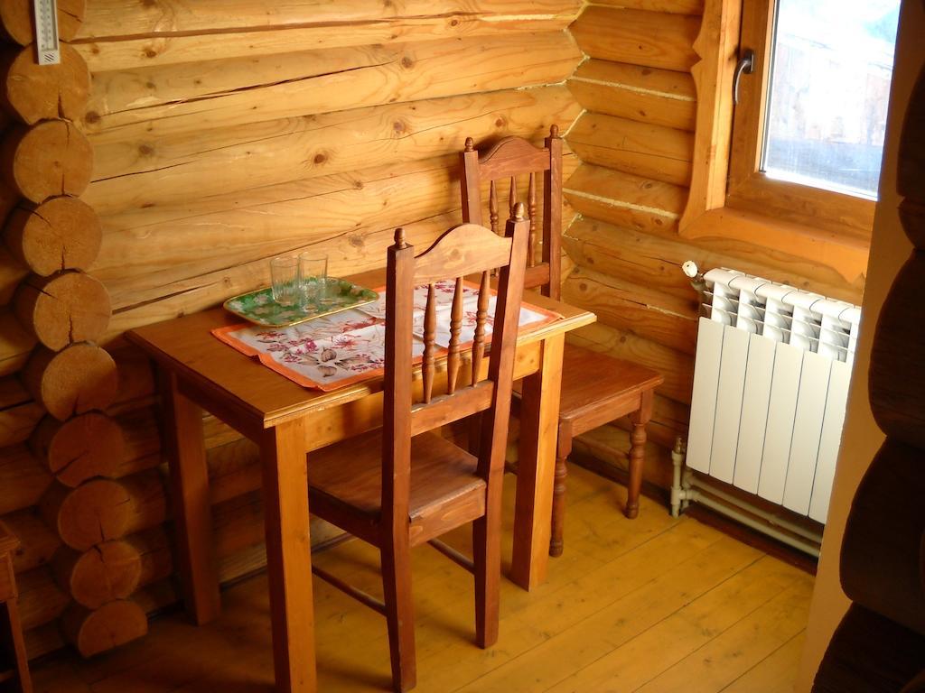 Smerekova Hata Hotel Ясиня Екстериор снимка