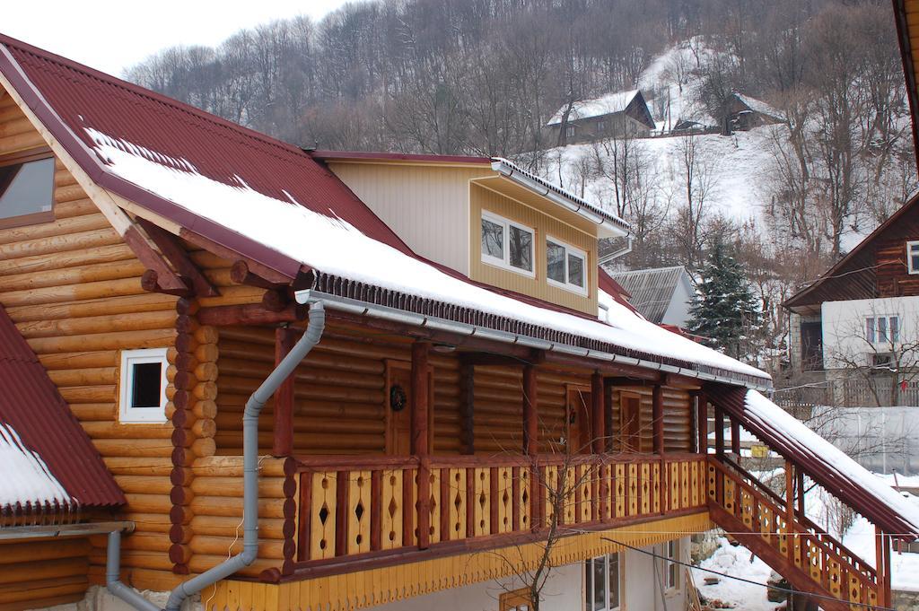 Smerekova Hata Hotel Ясиня Екстериор снимка